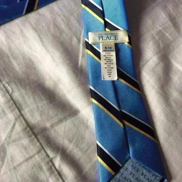 Junior necktie.  Free with 50$ or over purchase - Picture 3 of 3